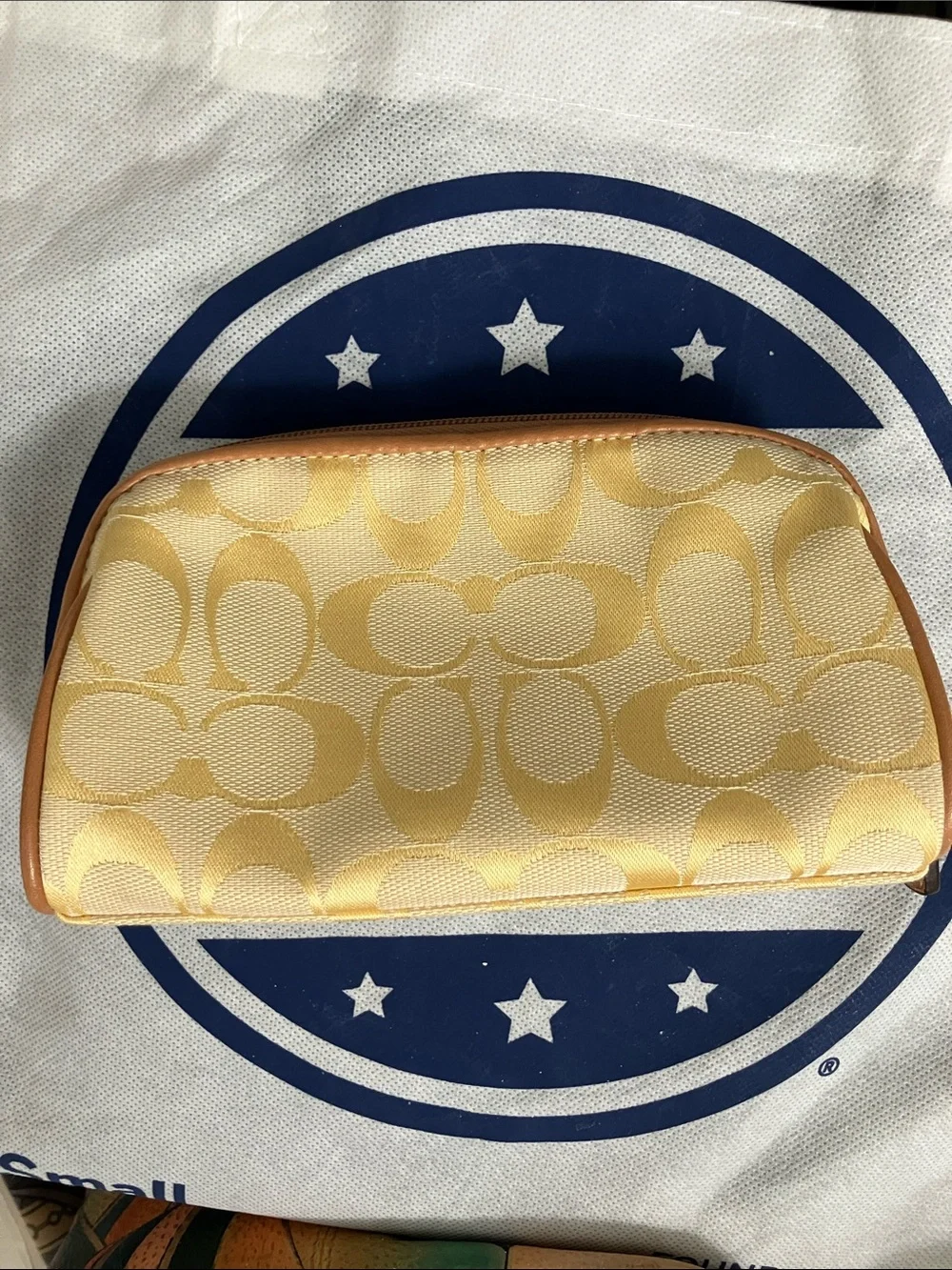 NWT  2 pc Coach yellow hampton bag & makeup bag